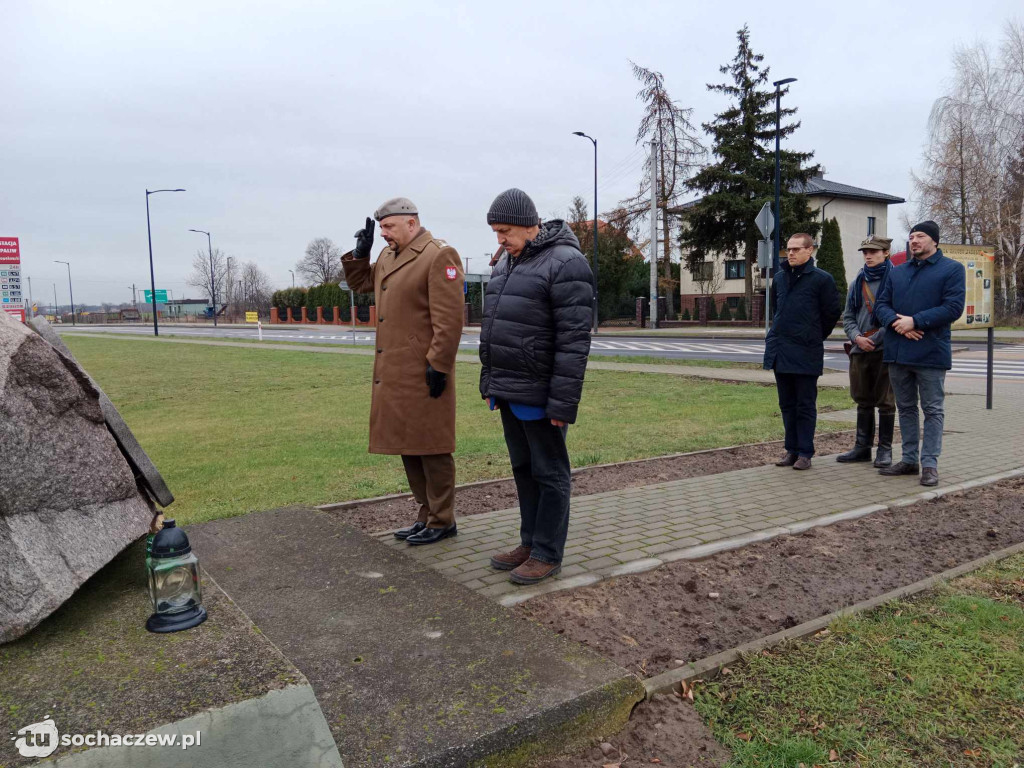 Zapłonęło VIII Światełko Pamięci dla Cichociemnych w Brzozowie Starym