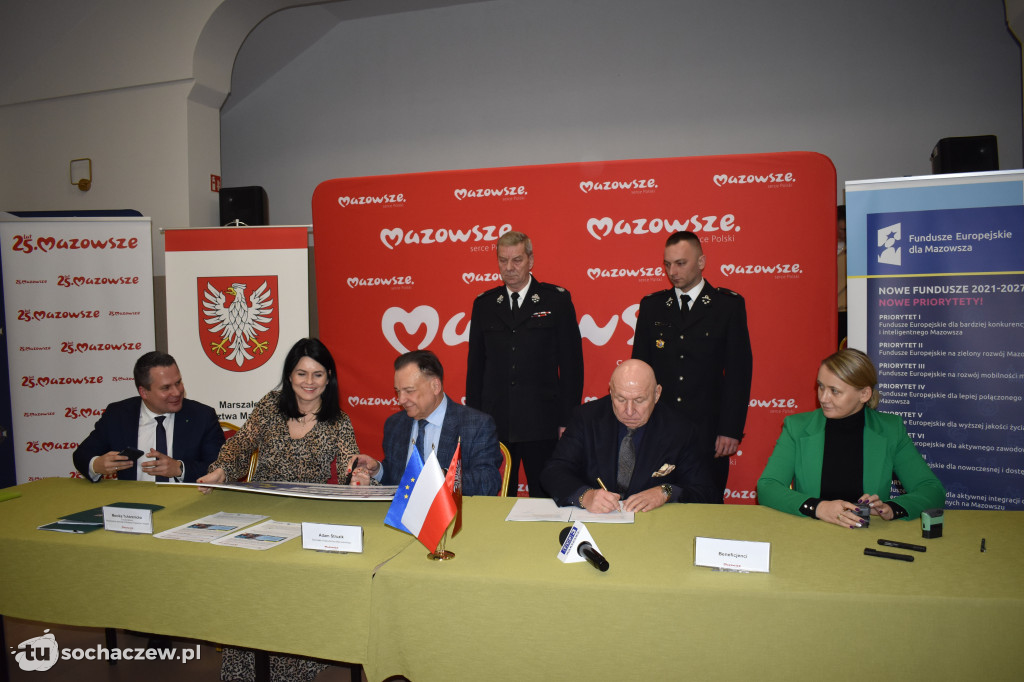Nowe wozy dla OSP w powiecie sochaczewskim