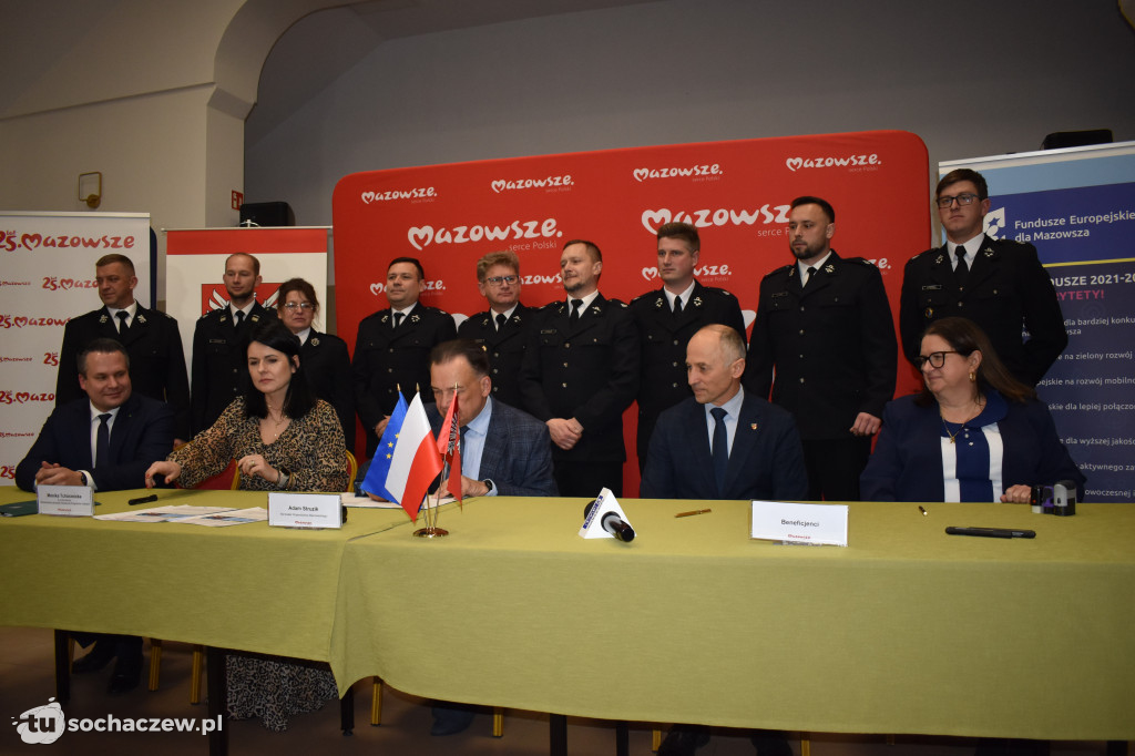 Nowe wozy dla OSP w powiecie sochaczewskim