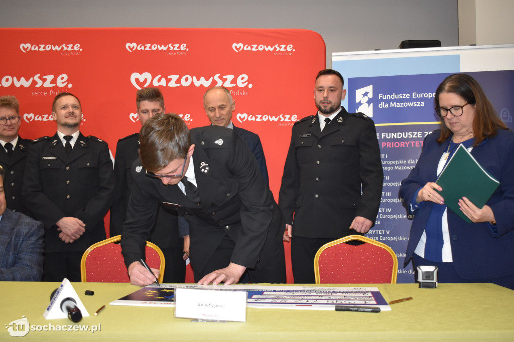 Nowe wozy dla OSP w powiecie sochaczewskim