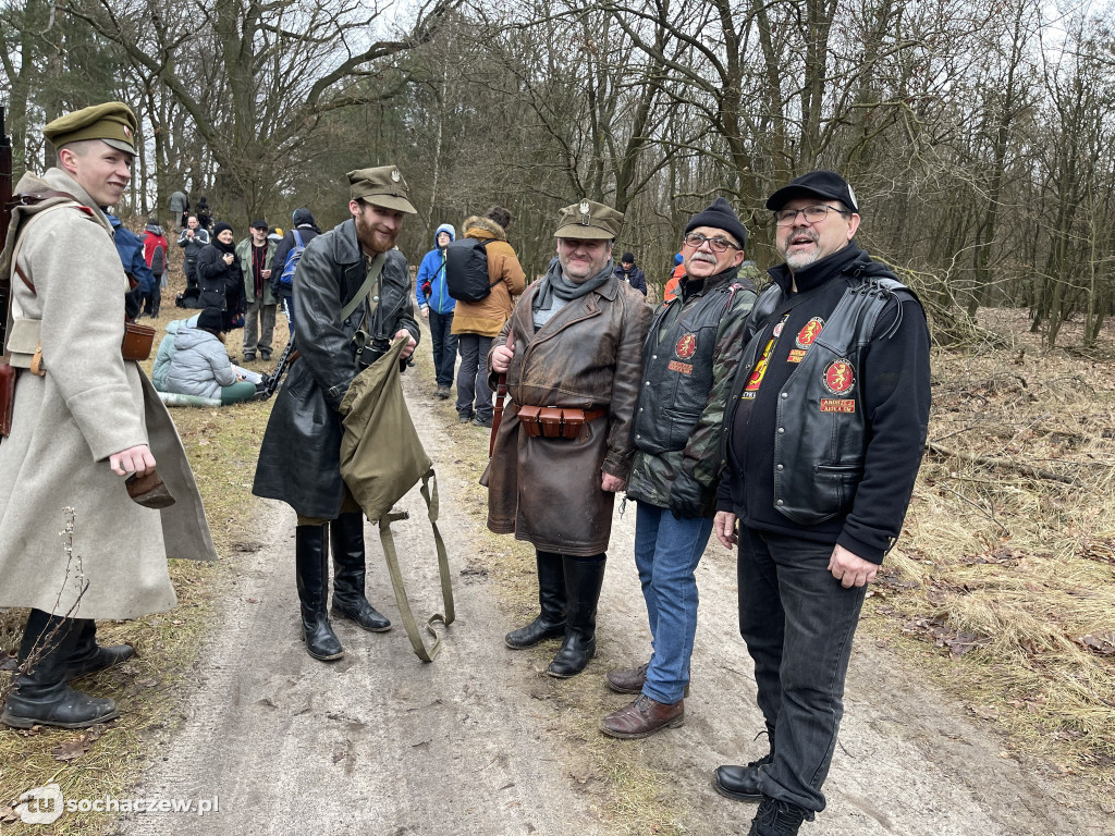 III rajd pieszy Tropem Historii Wojen Światowych w Iłowie