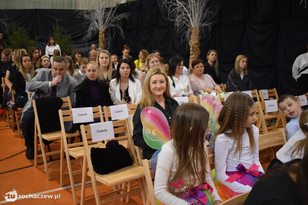 Uroczyście i wzruszająco w szkole w Gawłowie