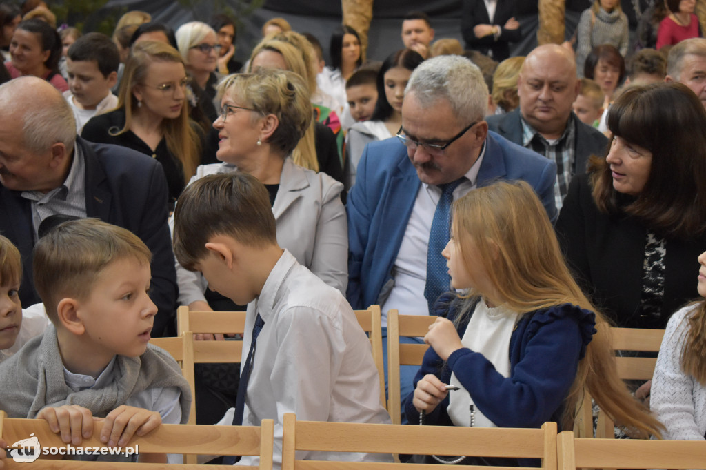 Uroczyście i wzruszająco w szkole w Gawłowie