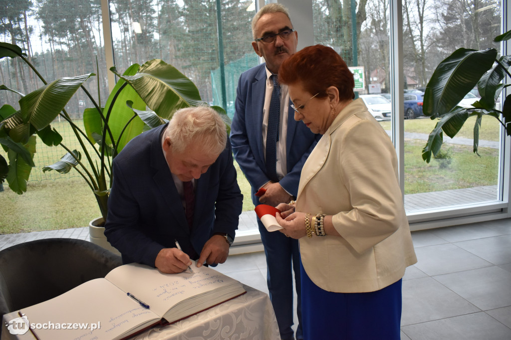 Uroczyście i wzruszająco w szkole w Gawłowie