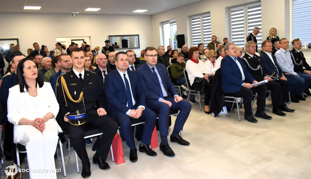 Uroczysty odbiór nowego wozu OSP Młodzieszyn