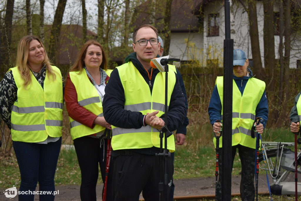 Konferencja PiS w plenerze