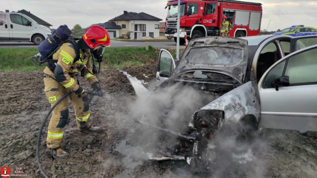Pożar citroena w Janowie