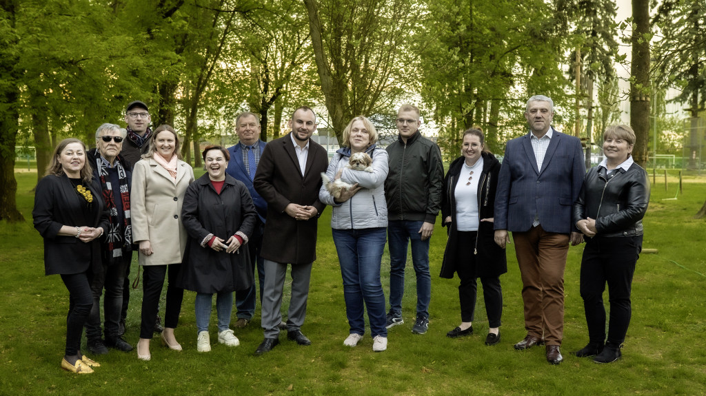 Większość w mieście i powiecie po stronie Janiaka