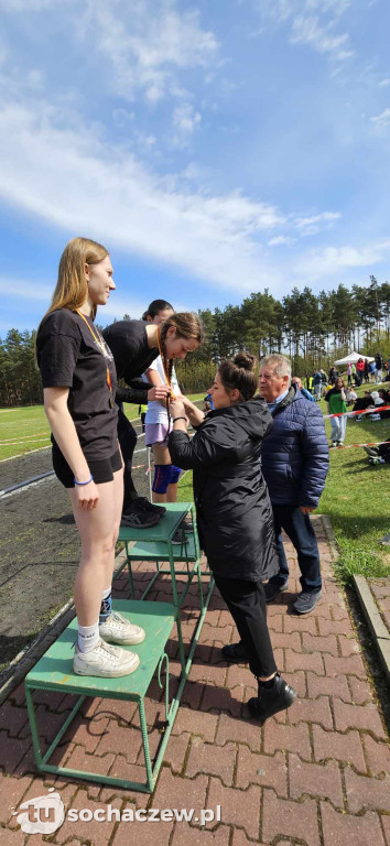 Międzypowiatowe Sztafetowe Biegi Przełajowe w Młodzieszynie