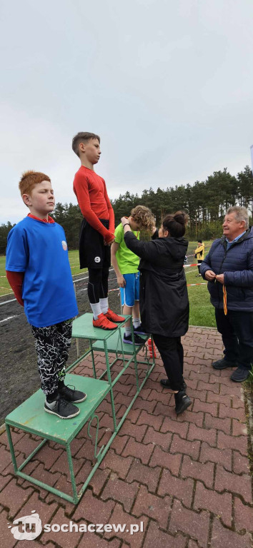 Międzypowiatowe Sztafetowe Biegi Przełajowe w Młodzieszynie