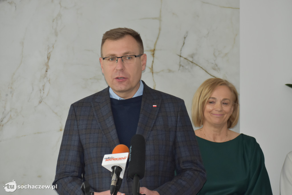 Umowa na remont 11 km dróg powiatowych podpisana