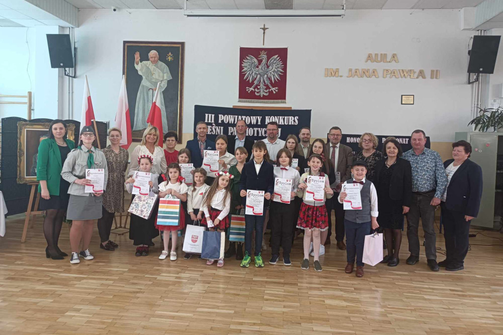 Podsumowanie III Powiatowego Konkursu Pieśni Patriotycznej  i Legionowej