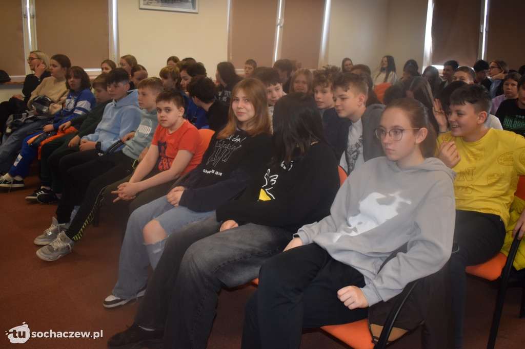 Policja z młodzieżą o hejcie