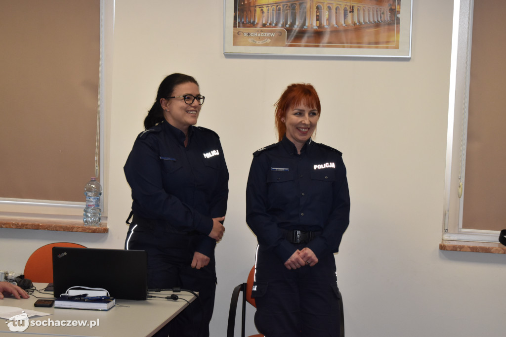 Policja z młodzieżą o hejcie