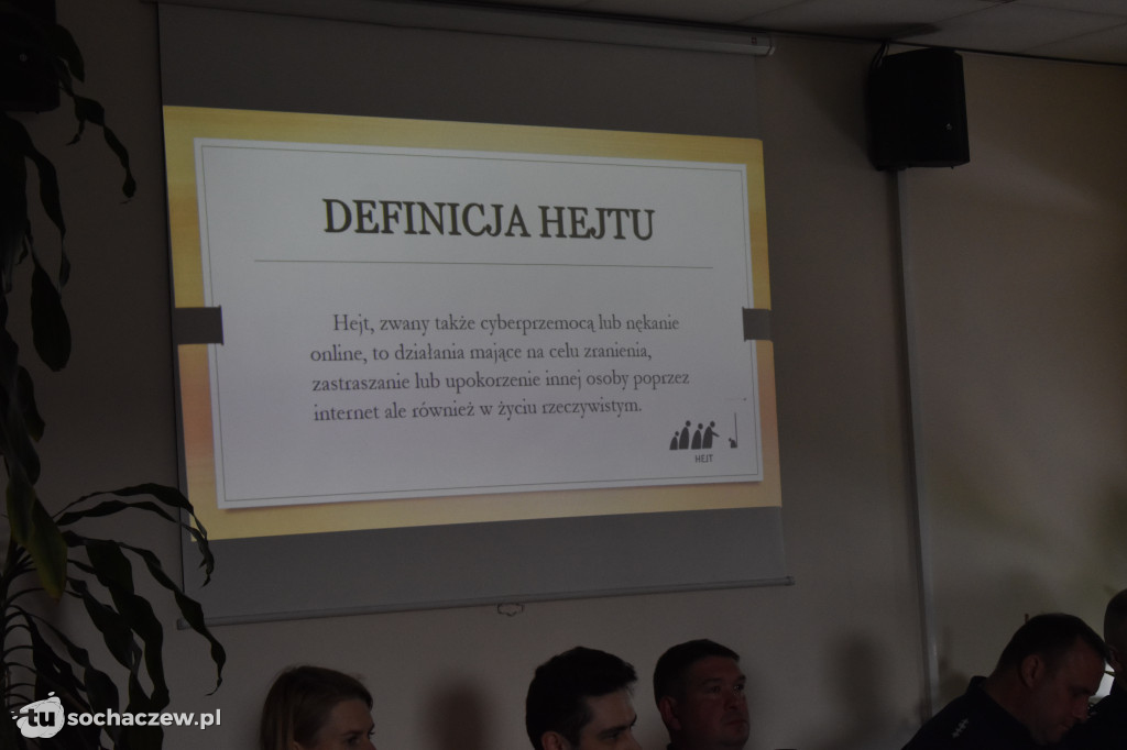Policja z młodzieżą o hejcie