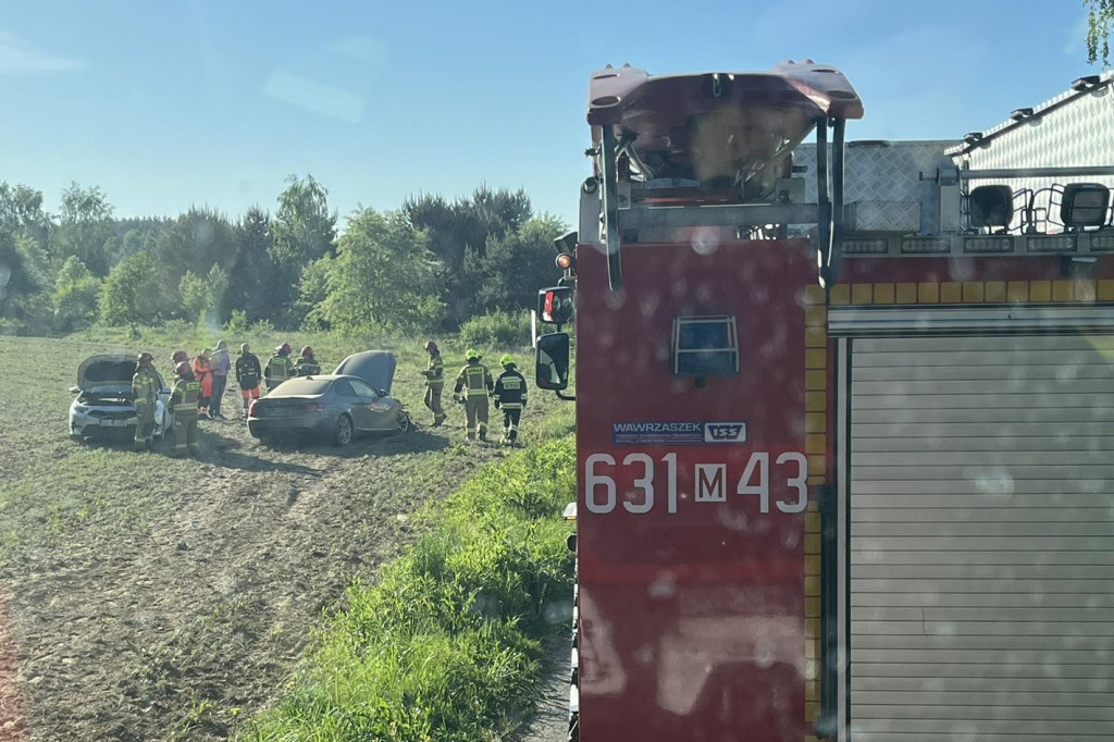 Zderzenie samochodów w Konarach