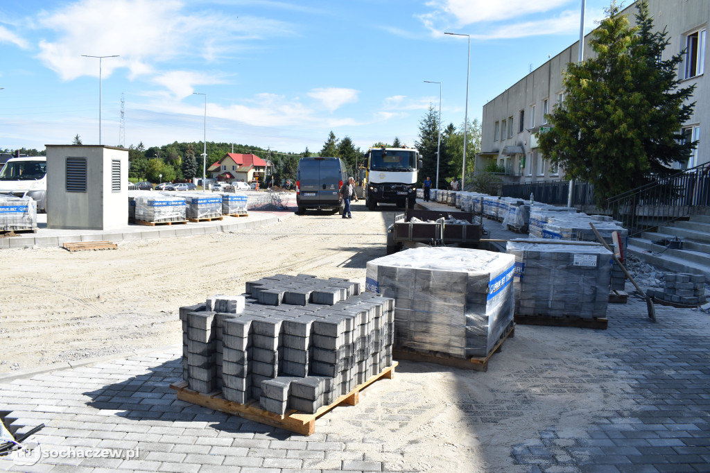 Parking przy szpitalu na półmetku
