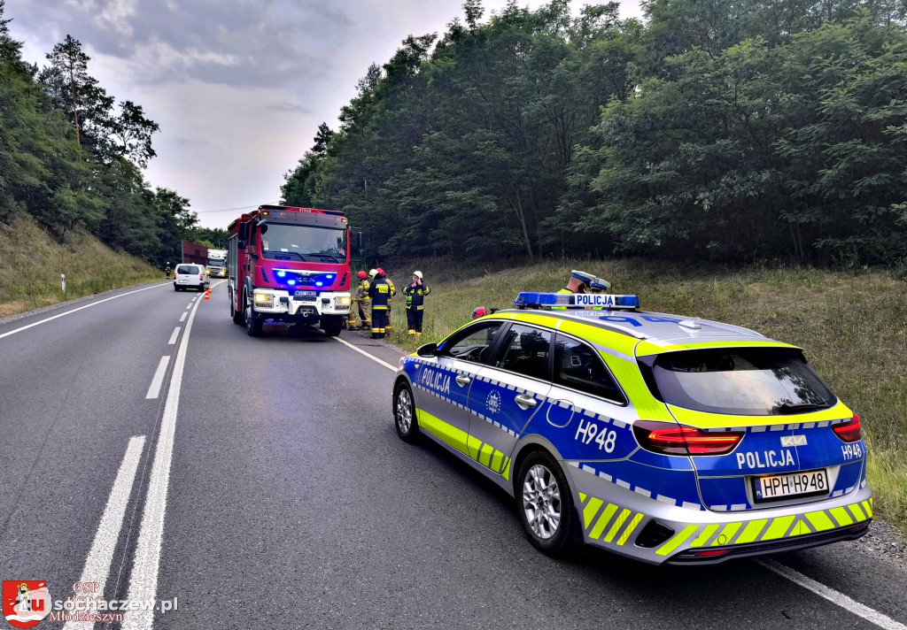 Wypadek motocyklisty w Młodzieszynie