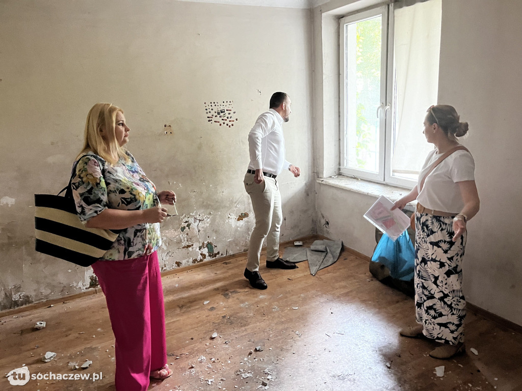 PTTK w budynku byłej stacji - jest plan