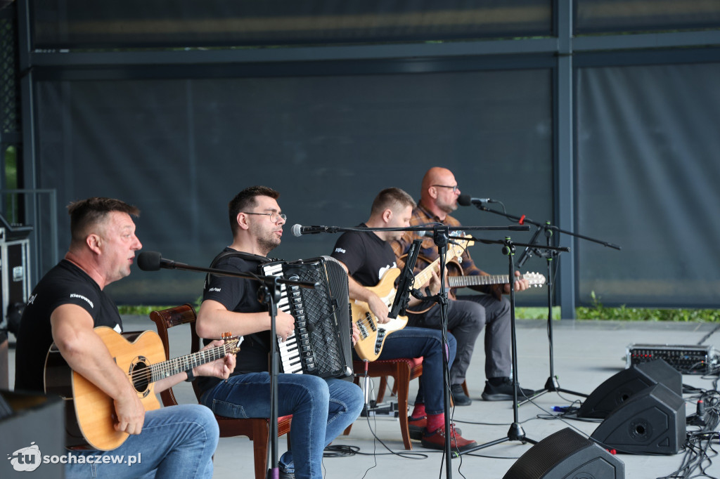 Artystyczny weekend w Sannikach, była potańcówka i koncert