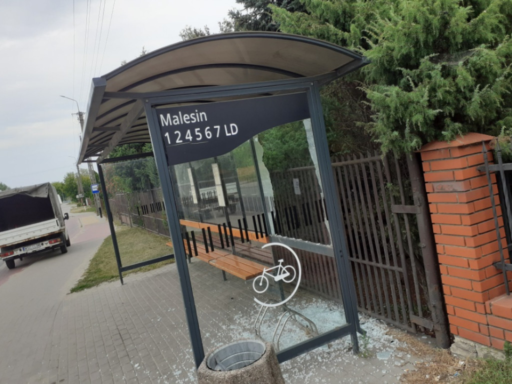 Kolejne wiaty ZKM Sochaczew zdewastowane