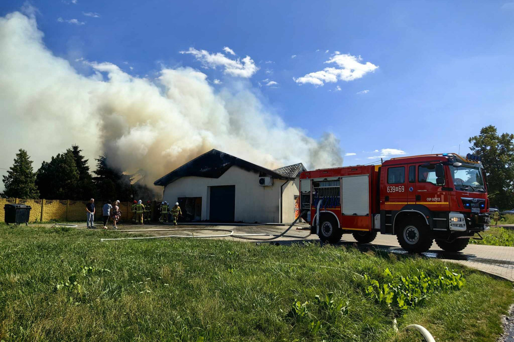 Pożar sklepu w Giżycach
