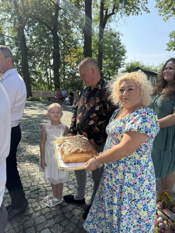 Dożynki parafialne w Młodzieszynie