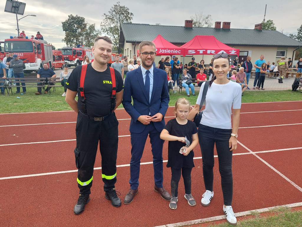 Gminne Zawody Sportowo - Pożarnicze w Rybnie