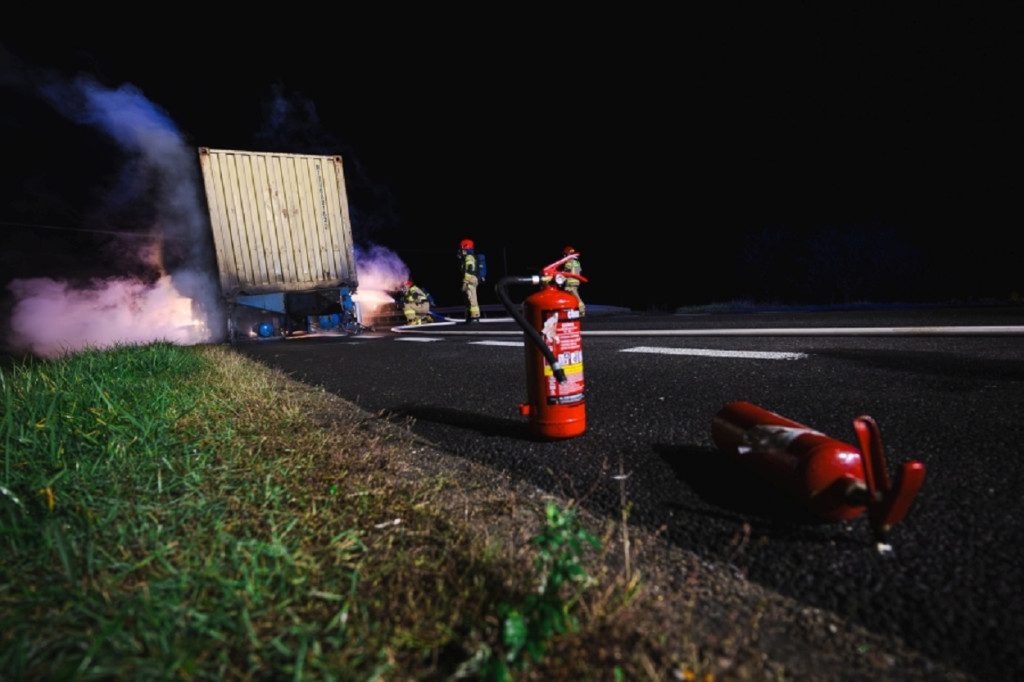Pożar na DK 92 w Starym Dębsku