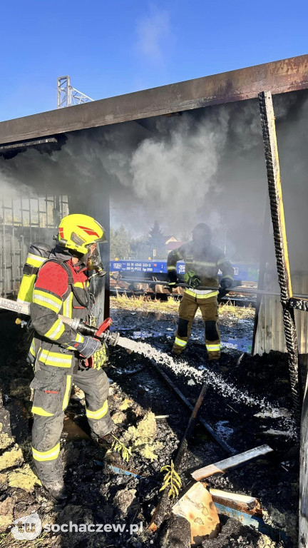 Pożar kontenerów budowlanych w Teresinie