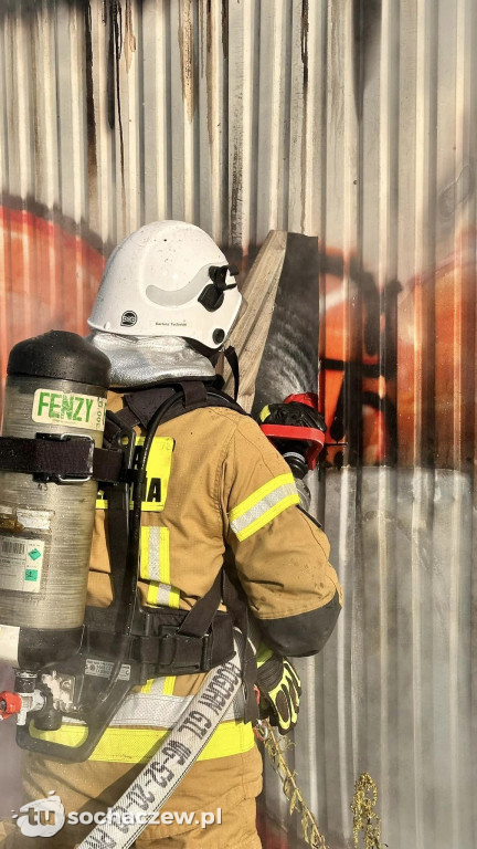 Pożar kontenerów budowlanych w Teresinie