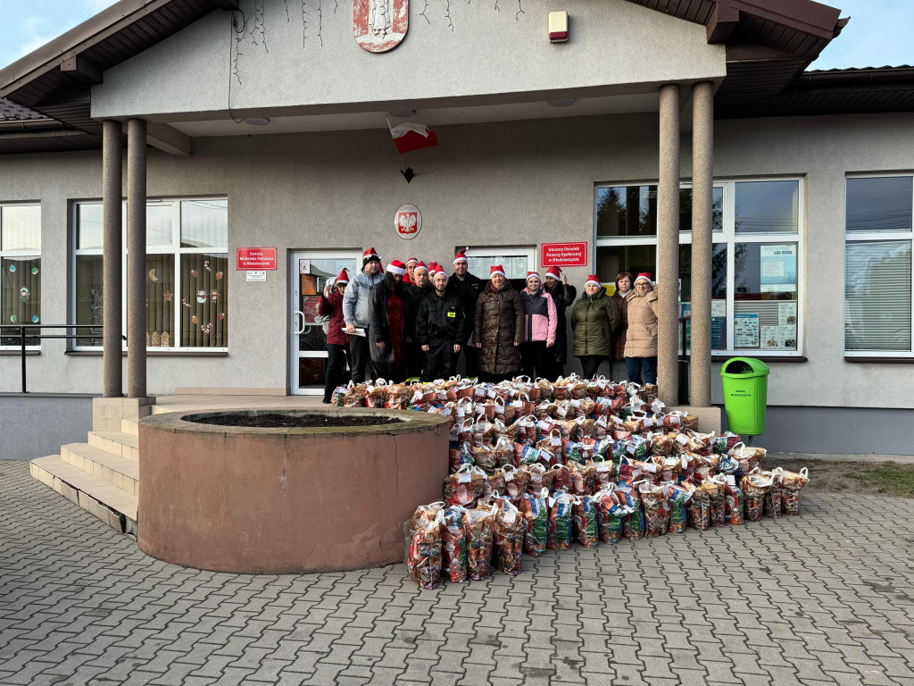 Gmina Młodzieszyn: paczki dla mieszkańców