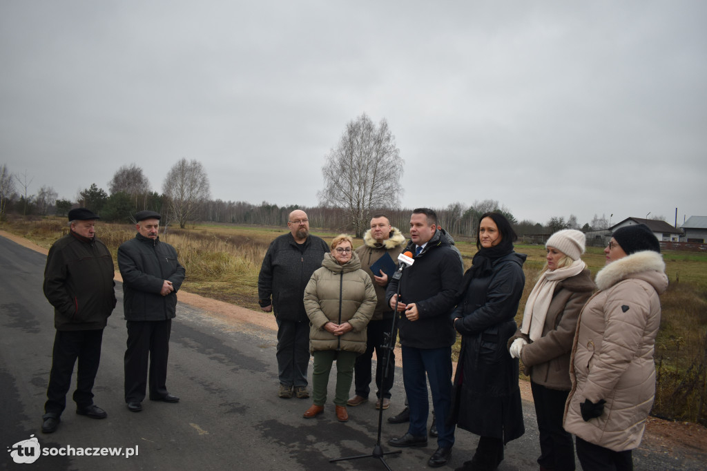Gmina Młodzieszyn: otwarcie dróg w Adamowej Górze