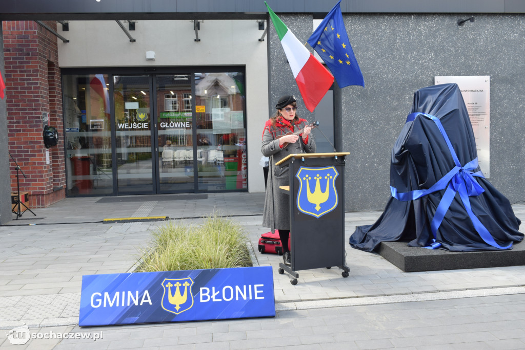 Pomnik misia Wojtka w Błoniu odsłonięty