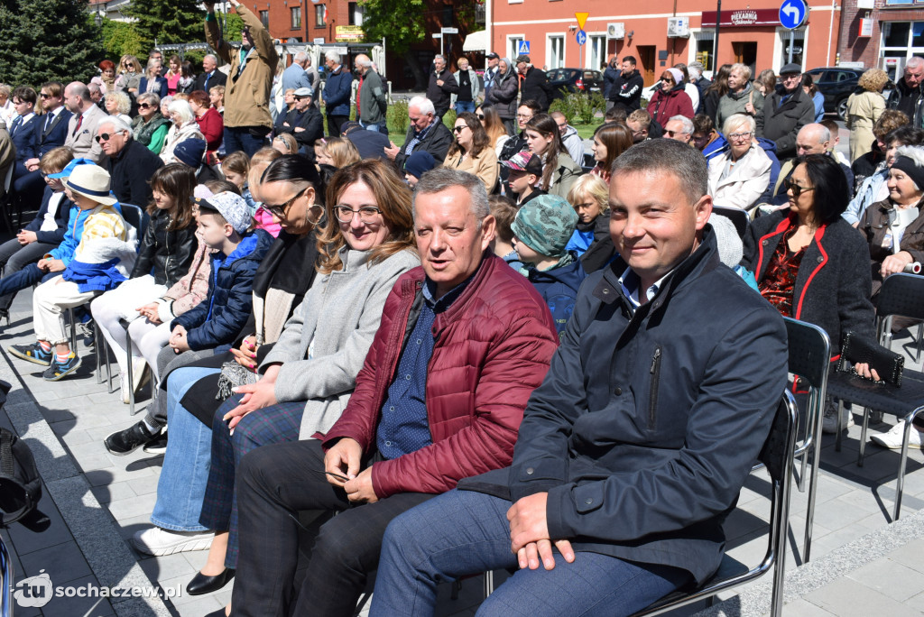 Pomnik misia Wojtka w Błoniu odsłonięty