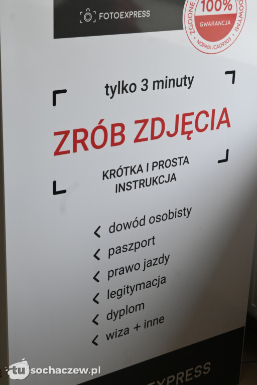 Sochaczew: w Starostwie stanęła fotobudka