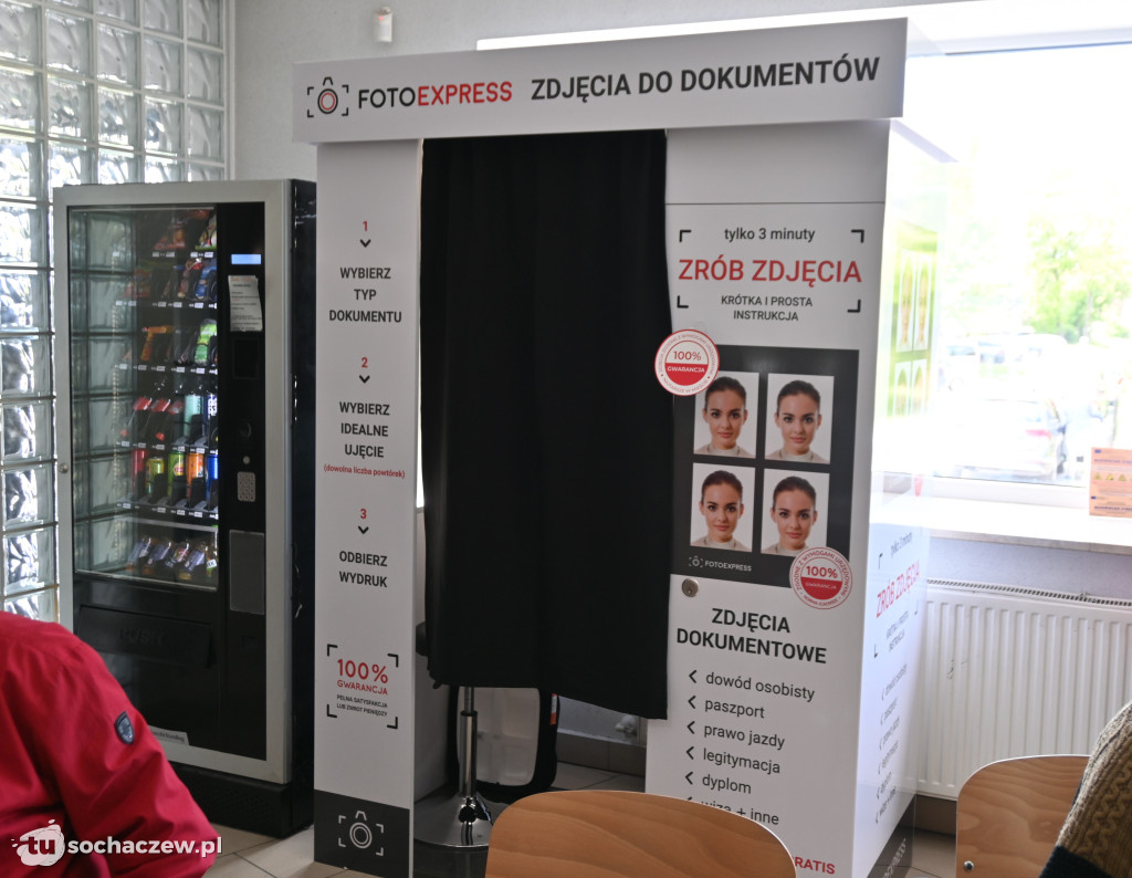 Sochaczew: w Starostwie stanęła fotobudka
