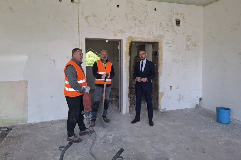 Świetlica w Złotej: prace trwają