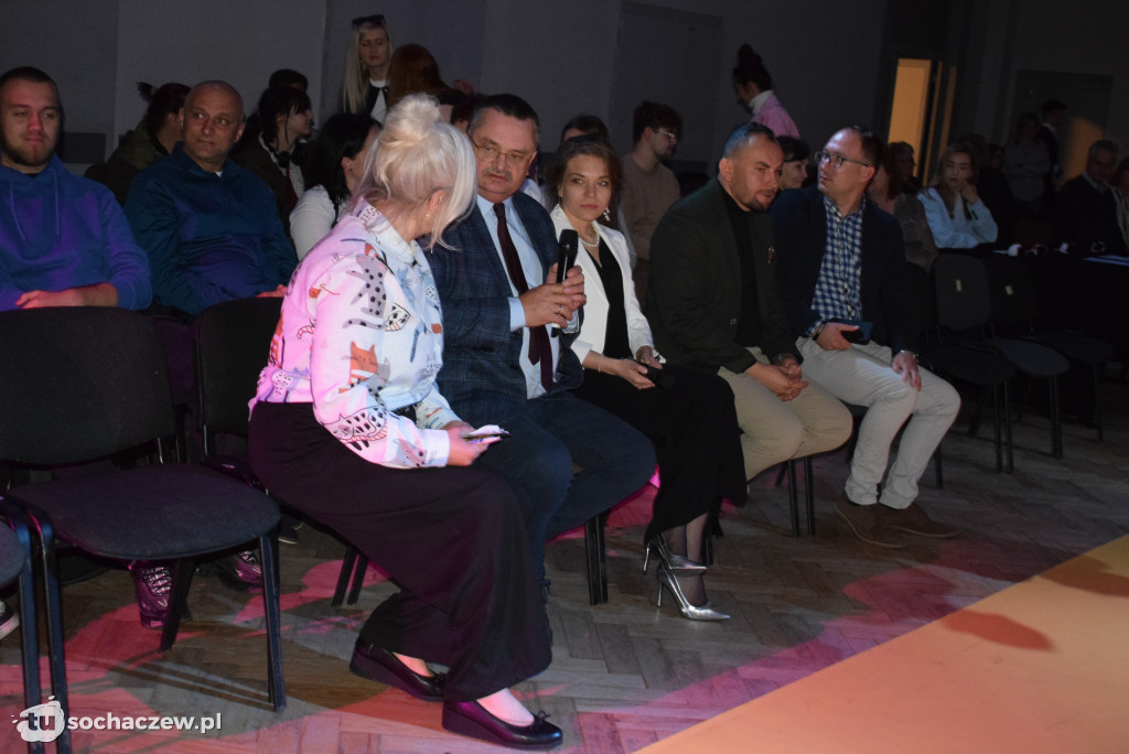 Pokaz Mody Młodych w SCK