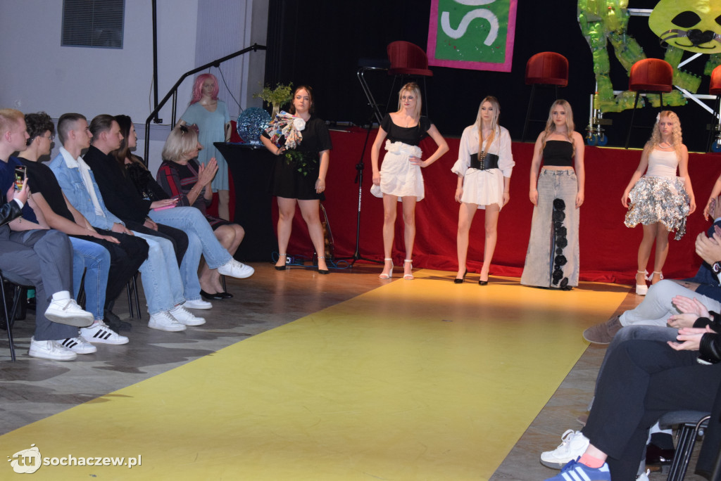 Pokaz Mody Młodych w SCK