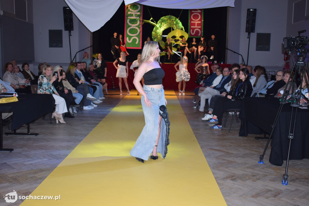 Pokaz Mody Młodych w SCK