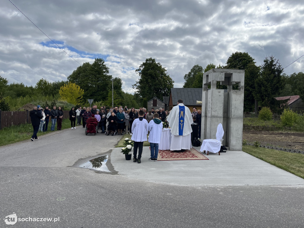 Nowa kapliczka w Gawłowie poświęcona