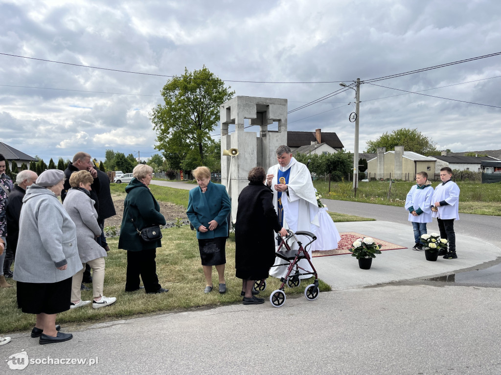 Nowa kapliczka w Gawłowie poświęcona