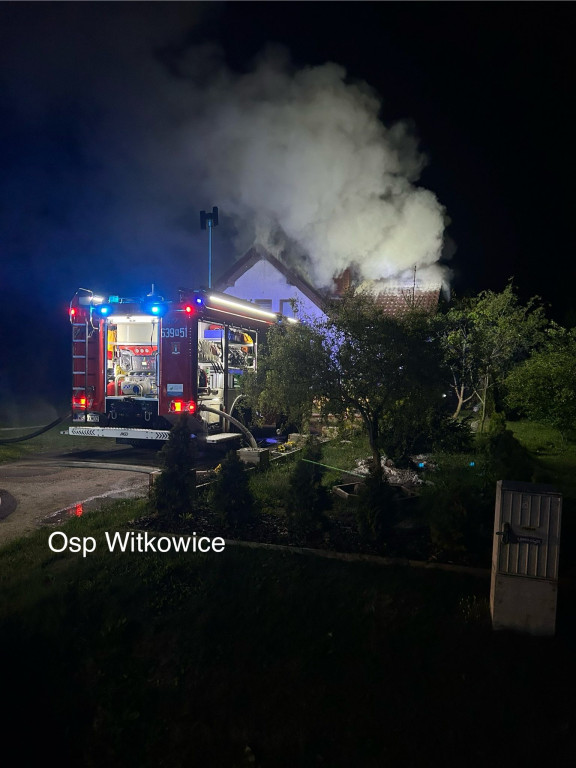 Pożar domu w Młodzieszynie