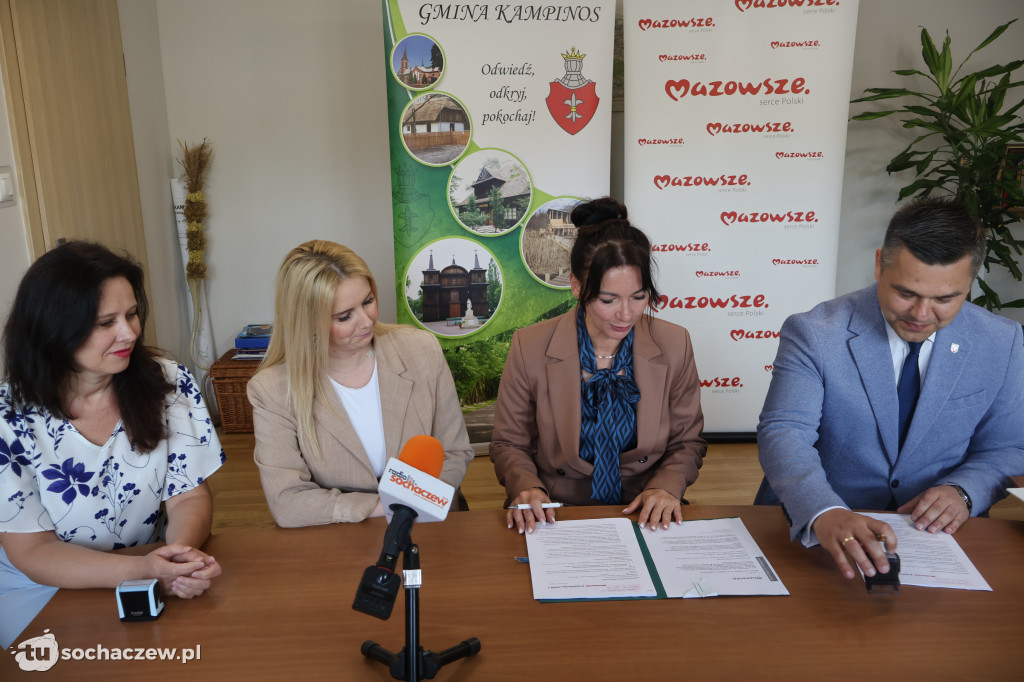 Nowy autobus szkolny dla Gminy Kampinos: podpisano umowę