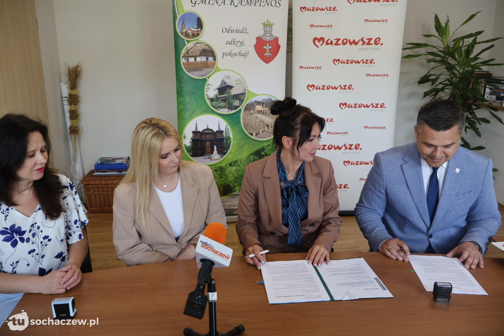 Nowy autobus szkolny dla Gminy Kampinos: podpisano umowę