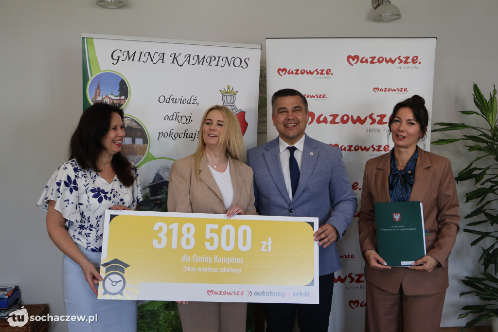 Nowy autobus szkolny dla Gminy Kampinos: podpisano umowę