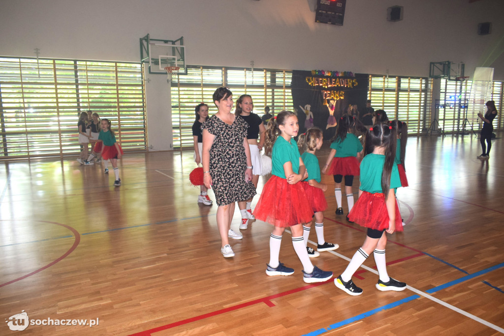 Cheerleader`s team za nami