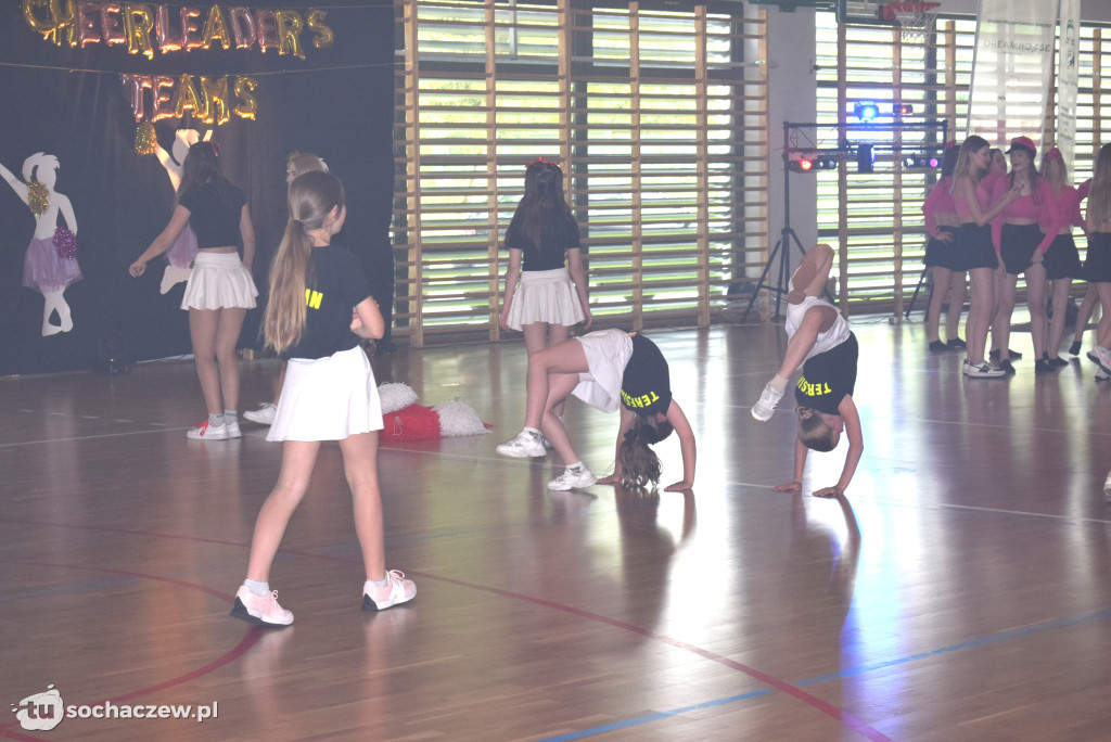 Cheerleader`s team za nami