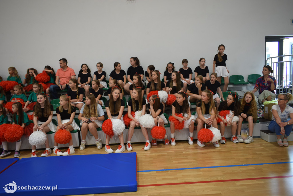 Cheerleader`s team za nami